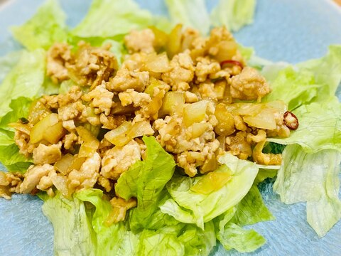 鶏ひき肉のピリ辛炒め